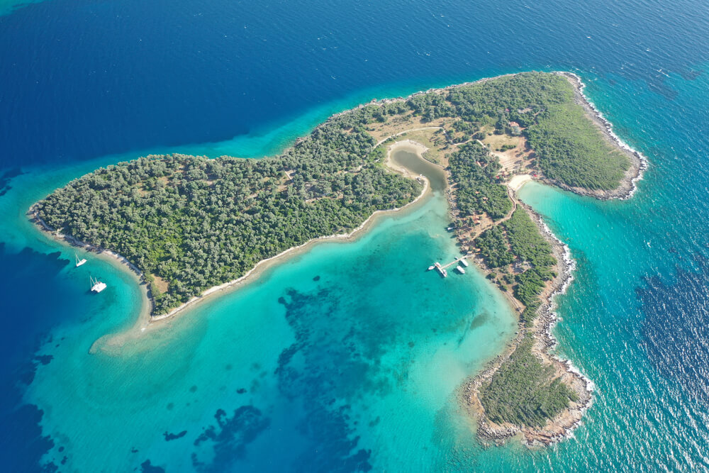 Cleopatra Beach