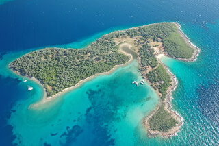 Cleopatra Beach